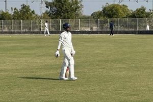 Ranji Trophy: शुभमन गिल फिर फ्लॉप, जीरो के बाद अब 14 रन पर आउट, दोनों पारियों में एक ही बॉलर के सामने घुटने टेके SportsTak Hindi