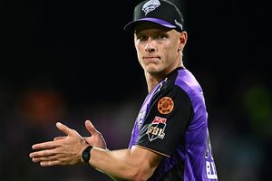 T20 World Cup 2026 से पहले ऑस्ट्रेलिया की बढ़ी चिंता, स्टार खिलाड़ी को लगी गंभीर चोट, BBL से भी हुआ बाहर SportsTak Hindi