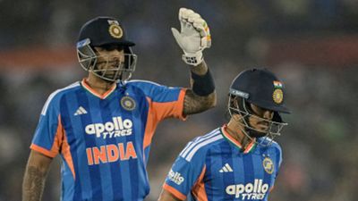 IND vs NZ: सूर्या-किशन के विस्फोट में उड़ा न्यूजीलैंड, 28 गेंद पहले हासिल किया 209 का लक्ष्य, भारत सीरीज में 2-0 से आगे SportsTak Hindi