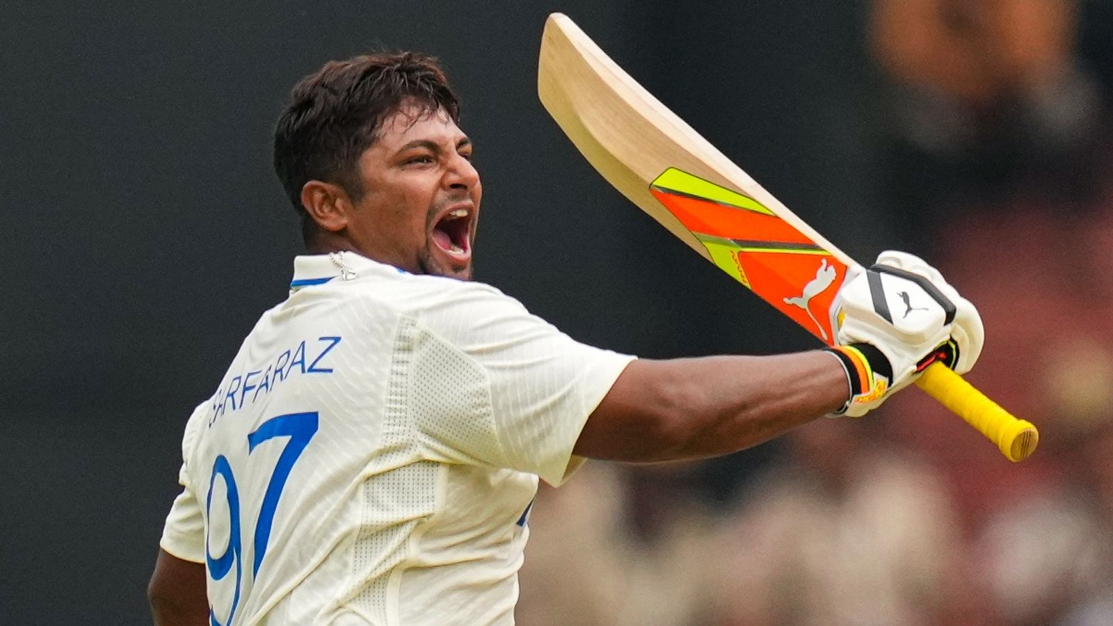 सरफराज खान ने दोहरा शतक जड़ने के बाद पूर्व भारतीय कप्तान अजहरुद्दीन का लिया नाम, बताया कैसे मिली सफलता सरफराज खान ने दोहरा शतक जड़ने के बाद पूर्व भारतीय कप्तान अजहरुद्दीन का लिया नाम, बताया कैसे मिली सफलता