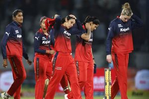 WPL 2026: दिल्ली कैपिटल्स ने रोका आरसीबी का विजयी रथ, 7 विकेट से दी मात, दूसरे स्थान पर जमाया कब्जा SportsTak Hindi