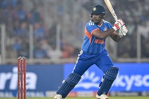 'संजू सैमसन को बाहर करने का सर्कस बंद करो', इशान किशन की तूफानी पारी के बाद अश्विन ने क्यों कहा ऐसा ? SportsTak Hindi