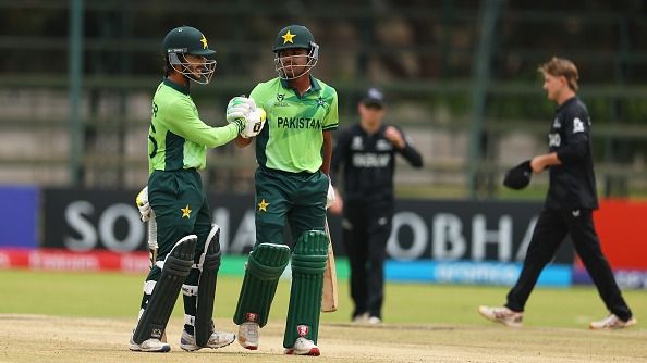 Sameer Minhas and Farhan Yousuf of Pakistan 