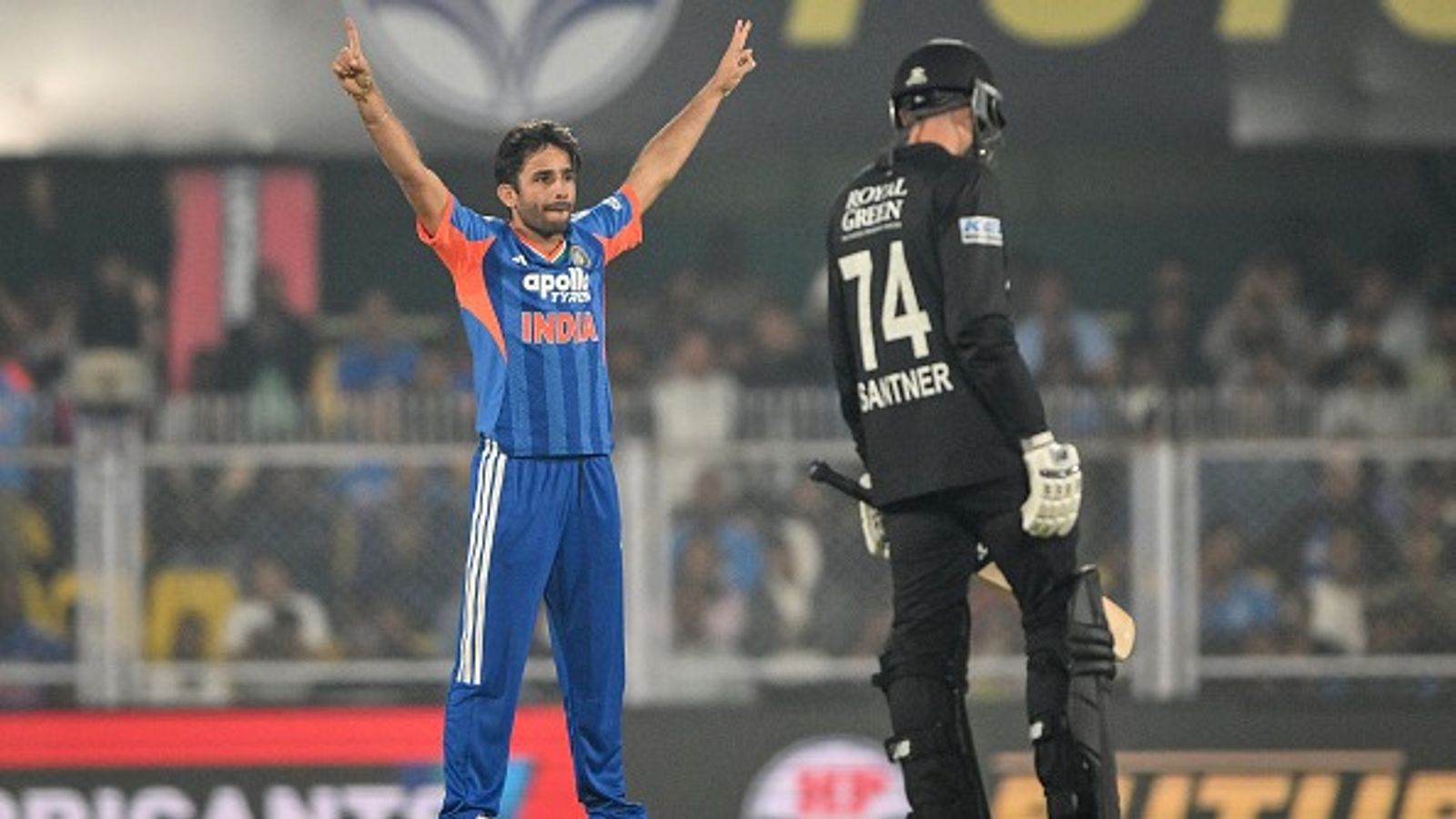 रवि बिश्नोई की कैसे हुई टीम इंडिया के भीतर वापसी, एक्शन में इस छोटे से बदलाव ने करा दिया कमबैक रवि बिश्नोई की कैसे हुई टीम इंडिया के भीतर वापसी, एक्शन में इस छोटे से बदलाव ने करा दिया कमबैक