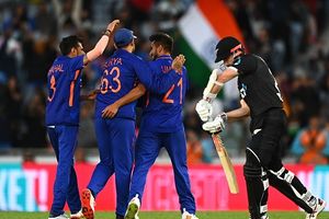 157kmph की रफ्तार से गेंद फेंकने वाला भारतीय गेंदबाज है टीम से बाहर, डेल स्टेन ने दिया कमबैक का गुरुमंत्र SportsTak Hindi