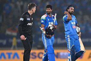 टी20 वर्ल्ड कप से ठीक पहले टीम इंडिया के लिए खुशखबरी, BCCI CoE में बैटिंग करते दिखा स्टार खिलाड़ी SportsTak Hindi