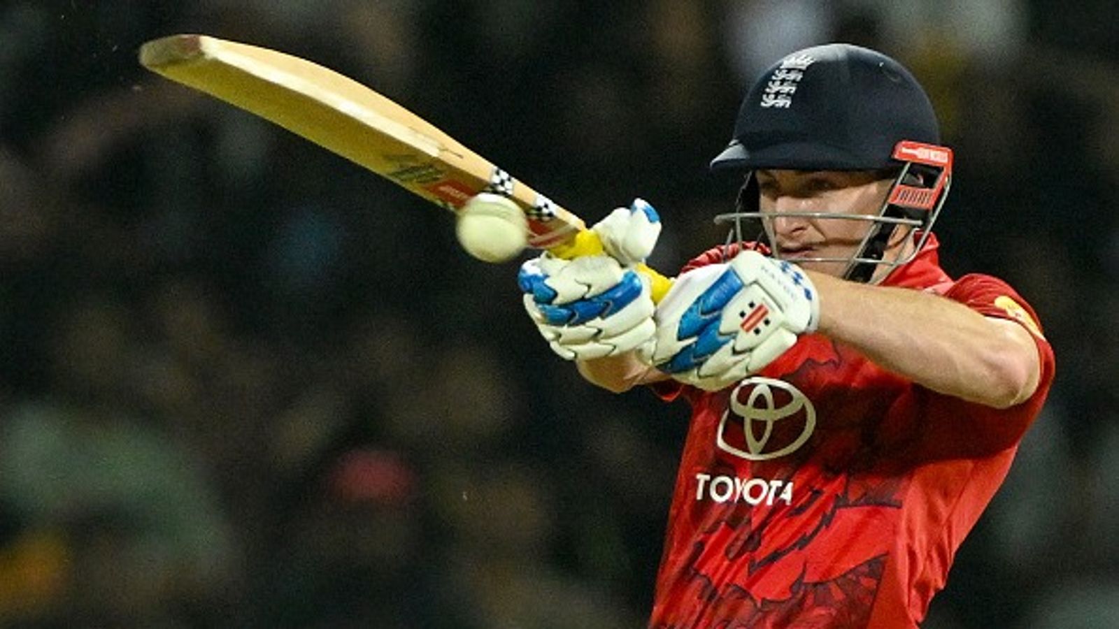 हैरी ब्रूक ने टीममेट्स को बचाने के लिए बोला था झूठ, नाइट क्लब में बाउंसर के साथ लड़ाई पर इंग्लैंड के कप्तान का यू टर्न हैरी ब्रूक ने टीममेट्स को बचाने के लिए बोला था झूठ, नाइट क्लब में बाउंसर के साथ लड़ाई पर इंग्लैंड के कप्तान का यू टर्न