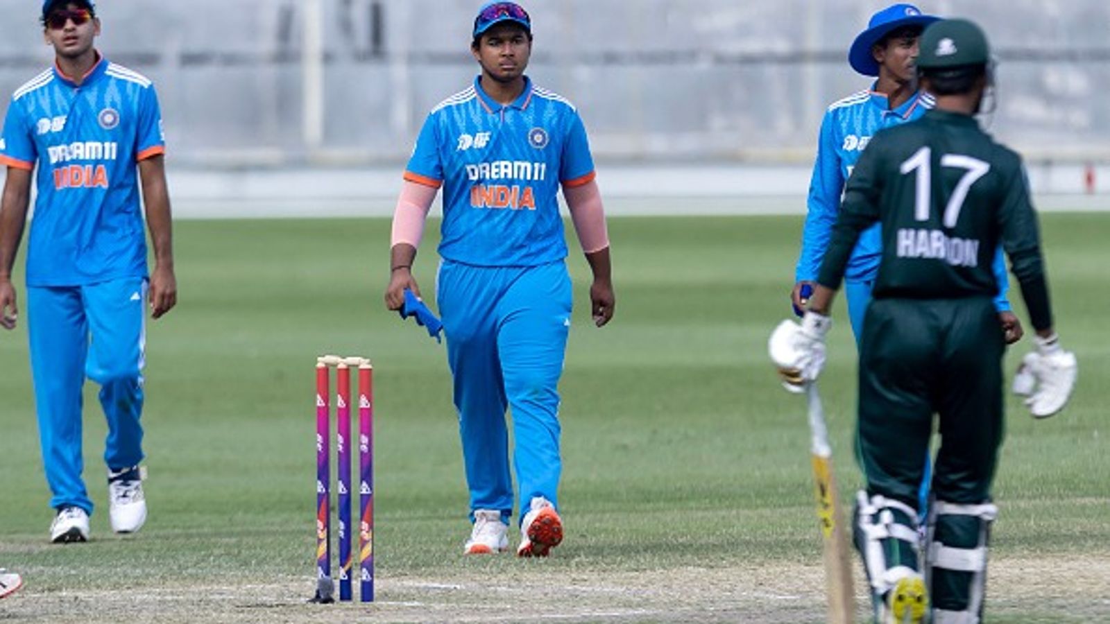 Ind vs Pak U19 World Cup: भारत और पाकिस्तान के बीच सेमीफाइनल के लिए जंग, कब और कहां देखें मैच की Live Streaming Ind vs Pak U19 World Cup: भारत और पाकिस्तान के बीच सेमीफाइनल के लिए जंग, कब और कहां देखें मैच की Live Streaming