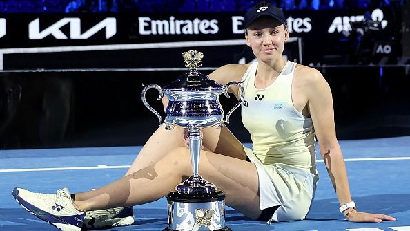 AUS OPEN : वर्ल्ड नंबर-1 सबालेंका की 'हैट्रिक' को रिबकिना ने रोका, करियर में पहली बार जीता ऑस्ट्रेलियन ओपन का खिताब    