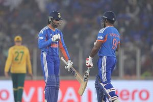 तिलक वर्मा T20 वर्ल्ड कप 2026 में टीम इंडिया के लिये खेलेंगे या नहीं? सामने आई बड़ी अपडेट SportsTak Hindi