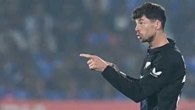 IND vs NZ: न्यूजीलैंड के खिलाड़ी अब देर तक नहीं सो पाएंगे! भारत के हाथों सीरीज गंवाने के बाद कीवी कप्तान की खुली आंखें SportsTak Hindi