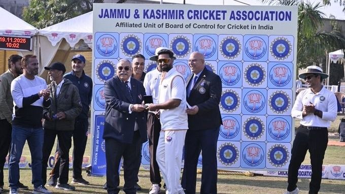 Ranji Trophy : 771 रन बनाकर जम्मू एंड कश्मीर ने हिमाचल को खदेड़ा, क्वार्टरफाइनल में इन 5 टीमों ने बनाई जगह 