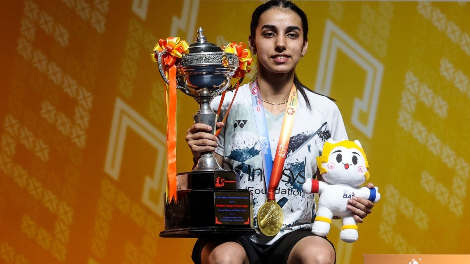 20 साल की भारतीय बैडमिंटन खिलाड़ी ने जीता अपने करियर का सबसे बड़ा खिताब, मलेशियाई स्टार के बीच मैच से हटने के बाद बनी चैंपियन 20 साल की भारतीय बैडमिंटन खिलाड़ी ने जीता अपने करियर का सबसे बड़ा खिताब, मलेशियाई स्टार के बीच मैच से हटने के बाद बनी चैंपियन