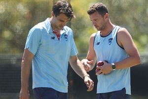 T20 World cup 2026: ऑस्ट्रेलिया को तगड़ा झटका, वर्ल्ड कप के शुरुआती मैच नहीं खेलेगा स्टार तेज गेंदबाज SportsTak Hindi