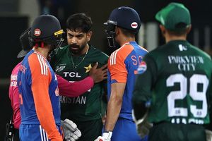 IND vs PAK मैच बॉयकॉट से लेकर डिकॉक और सायमंडस के कांड तक, T20 वर्ल्ड कप के जानें 5 बड़े विवाद SportsTak Hindi