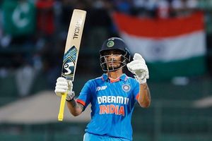 इशान किशन ने टी20 वर्ल्ड कप 2026 से पहले रैंकिंग 32 स्थान की लगाई छलांग, जानें किस नंबर पर पहुंचे ? SportsTak Hindi