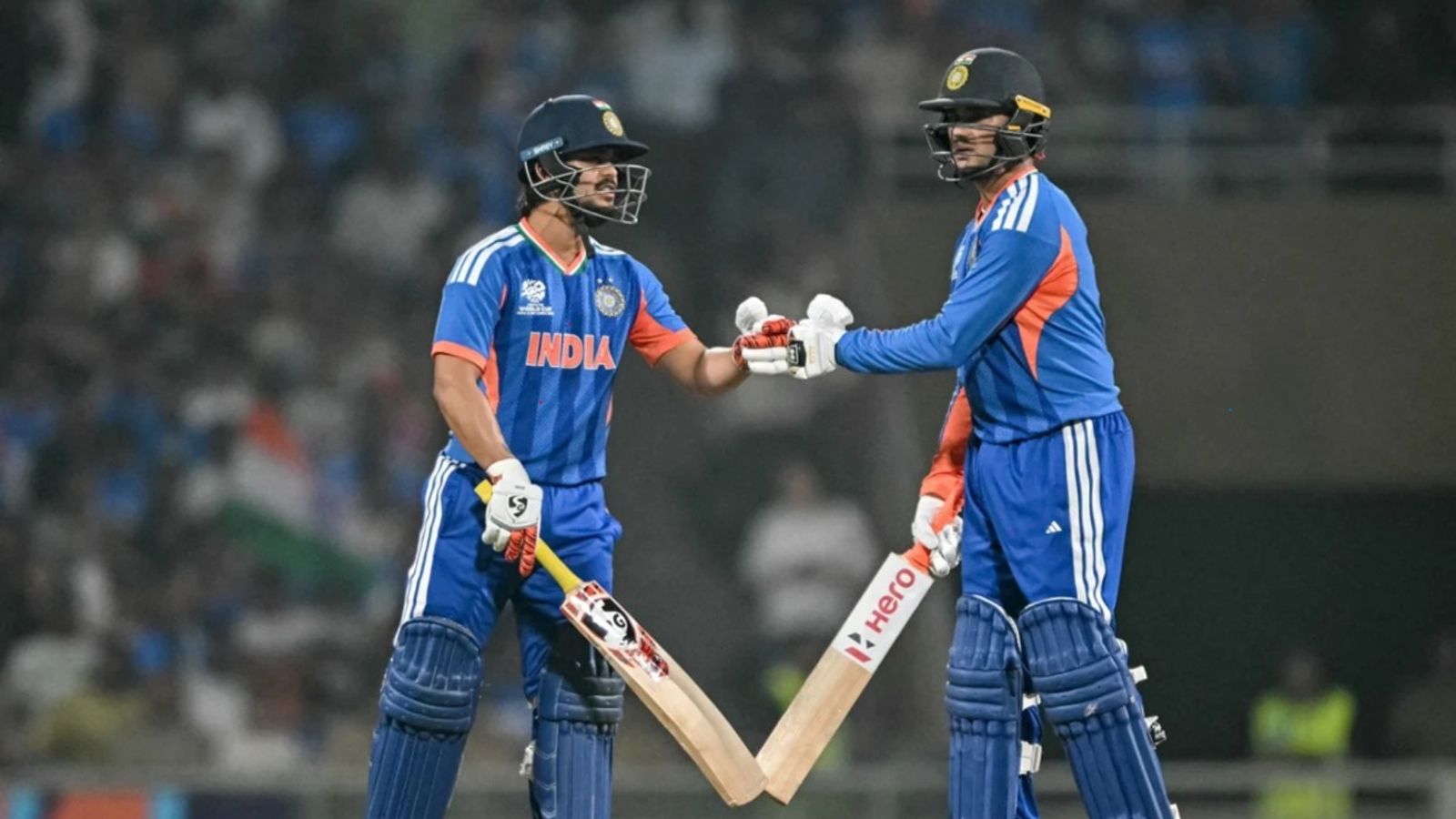 IND vs SA: भारत-साउथ अफ्रीका ने टी20 वर्ल्ड कप से पहले उड़ाई सिक्सेज की दावत, 30 रन से जीती सूर्या की सेना IND vs SA: भारत-साउथ अफ्रीका ने टी20 वर्ल्ड कप से पहले उड़ाई सिक्सेज की दावत, 30 रन से जीती सूर्या की सेना