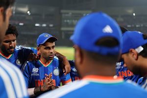 Salaam Cricket: क्या टीम इंडिया बनेगी टी20 वर्ल्ड कप 2026 की चैंपियन, सुनील गावस्कर का बड़ा बयान SportsTak Hindi