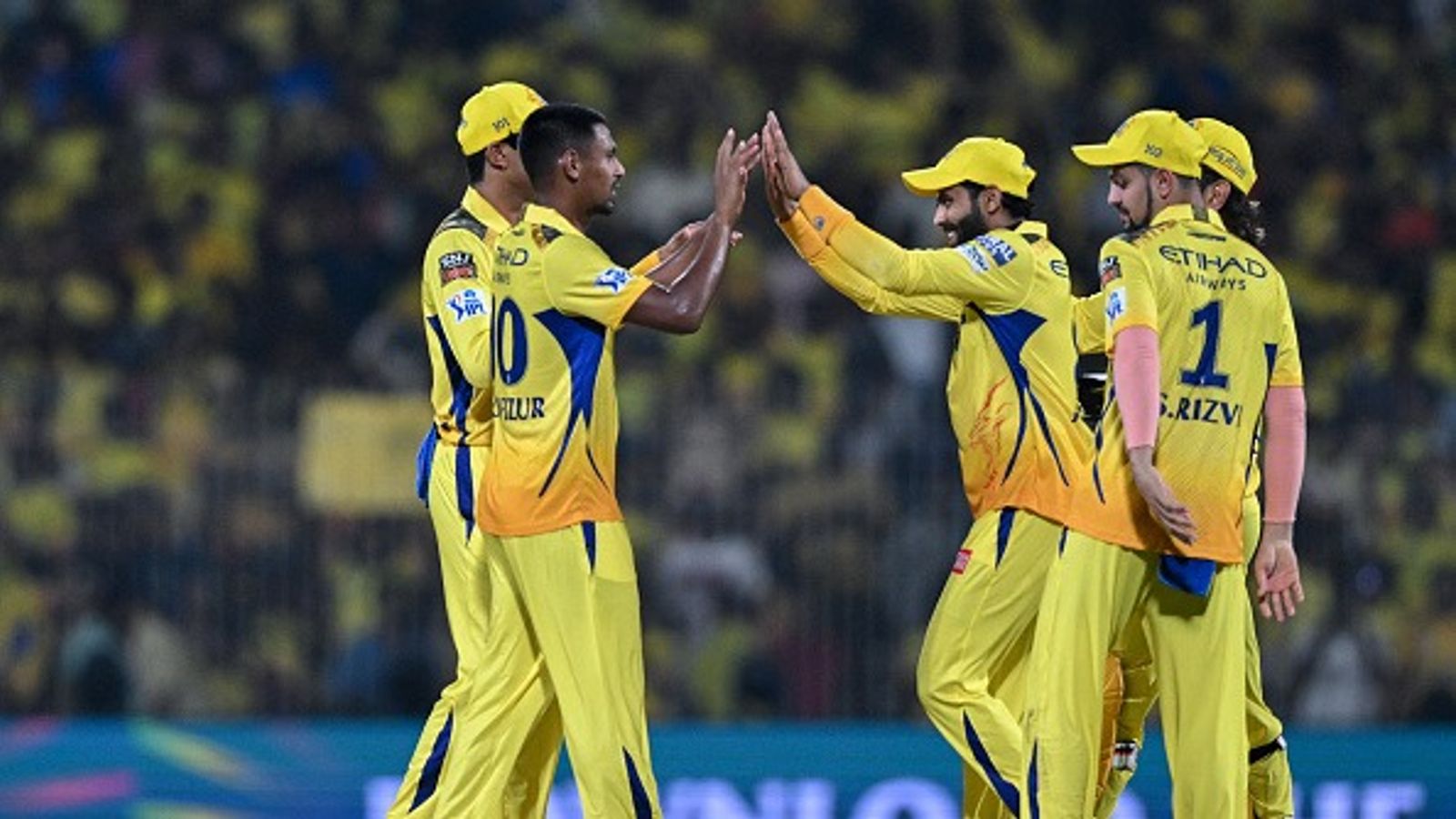 T20 वर्ल्ड कप 2026 में जिस खिलाड़ी के लिए 'बॉयकॉट' का फैला ड्रामा, उसे पाकिस्तान में क्रिकेट खेलने का मिला मौका T20 वर्ल्ड कप 2026 में जिस खिलाड़ी के लिए 'बॉयकॉट' का फैला ड्रामा, उसे पाकिस्तान में क्रिकेट खेलने का मिला मौका