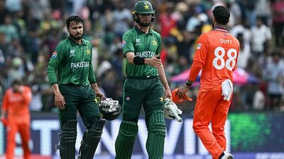 PAK vs NED: 13वीं रैंक की टीम को हराने में पाकिस्तान के छूटे पसीने, पहले ही मैच में उलटफेर से चूका नेदरलैंड्स SportsTak Hindi