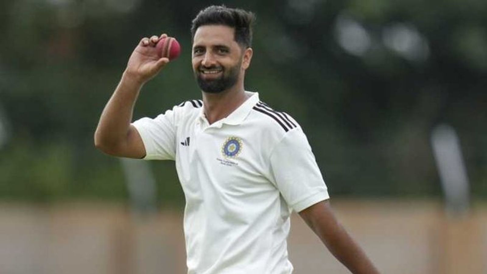 8.40 करोड़ वाले दिल्ली के गेंदबाज का कहर, RCB के कप्तान की टीम को 152 पर समेटा, 7 विकेट लेकर काटा बवाल 8.40 करोड़ वाले दिल्ली के गेंदबाज का कहर, RCB के कप्तान की टीम को 152 पर समेटा, 7 विकेट लेकर काटा बवाल