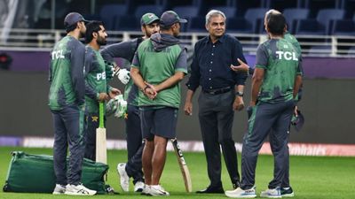 EXPLAINER : क्या है फोर्स मेज्योर जिसकी आड़ लेकर सजा से बचना चाहता है पाकिस्तान Pakistan Cricket Board chief Mohsin Naqvi