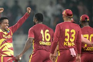 T20WC : हेटमायर की 'मार' और रोमारियों की हैट्रिक से कांपा स्कॉटलैंड, वेस्टइंडीज ने जीत से किया टूर्नामेंट का आगाज SportsTak Hindi