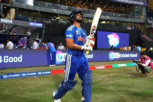 टीम इंडिया के टी20 इंटरनेशनल इतिहास में पहली बार हुआ ऐसा, इन तीन बैटर्स का जुड़ा नाम SportsTak Hindi