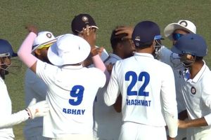 Ranji Trophy : उत्तराखंड ने पहली बार सेमीफाइनल में रखा कदम, जानें मुंबई सहित बाकी टीमों का क्या है हाल ? SportsTak Hindi