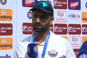 Ranji Trophy: जम्मू-कश्मीर ने रचा इतिहास, मध्य प्रदेश को हरा पहली बार सेमीफाइनल में बनाई जगह, 12 विकेट लेकर छाया DC का गेंदबाज SportsTak Hindi