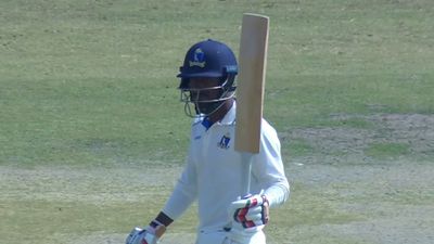 299 रनों की पारी से सुदीप कुमार ने बंगाल को दिलाई बड़ी जीत, रणजी ट्रॉफी के सेमीफाइनल का जानें पूरा शेड्यूल Sudeep after scoring 250 runs for Bengal