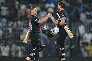 NZ vs UAE: न्यूजीलैंड ने यूएई को 10 विकेट से रौंदा, 15 ओवरों में साइफर्ट- एलेन के घातक खेल की बदौलत दर्ज की जीत SportsTak Hindi