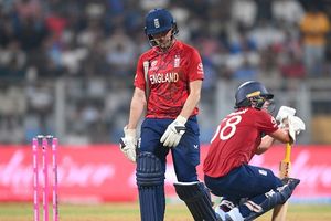 वेस्ट इंडीज से हार के बाद इंग्लैंड पर T20 वर्ल्ड कप 2026 से बाहर होने का खतरा? जानें क्या है समीकरण SportsTak Hindi