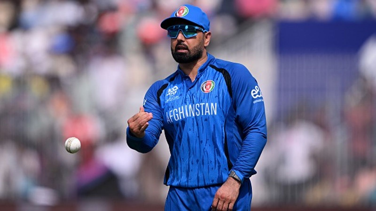 अफगानिस्तान के स्टार को डबल सुपर ओवर वाले मैच में हार के बाद मिली सजा, ICC ने इस वजह से ठोका जुर्माना मोहम्मद नबी की अंपायर से बहस हो गई थी. (PC: Getty)