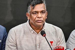 BCCI के साथ अब रिश्ते सुधारना चाहता है बांग्लादेश, IND vs PAK मैच के दौरान करेगा नई शुरुआत SportsTak Hindi