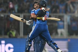 भारत की जीत के बावजूद पिच से खुश नहीं है पंड्या और इशान, पाकिस्तान के खिलाफ मैच से पहले जानें क्या कहा? SportsTak Hindi