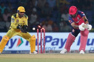 रवींद्र जडेजा नहीं, IPL 2026 के लिए ये खिलाड़ी होगा राजस्थान रॉयल्स का नया कप्तान, संजू सैमसन की लेगा जगह! SportsTak Hindi