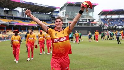 T20 World Cup 2026: जिम्बाब्वे के नाम सबसे अनोखा रिकॉर्ड दर्ज, ऑस्ट्रेलिया को हराकर रचा इतिहास SportsTak Hindi