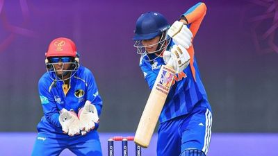 T20 वर्ल्ड कप के बीच हुआ कांड, UAE ने भारत को 7 विकेट से हराकर किया धमाका India A women's team batter plays a shot during the match against UAE