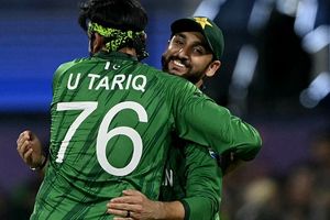 IND vs PAK: पाकिस्तानी कप्तान ने उस्मान तारिक को बताया ट्रंप कार्ड, एक्शन पर मचे हंगामे पर कहा- दो बार क्लीन चिट मिली है SportsTak Hindi