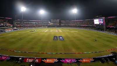 जिस पिच पर खेला जाएगा IND- PAK का मुकाबला, उसका हो चुका है इस्तेमाल, जानें अब किस टीम को मिलेगा फायदा SportsTak Hindi