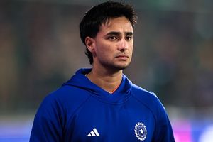 IND vs PAK: पाकिस्तान के खिलाफ मैच से पहले अभिषेक शर्मा के पिता का खुलासा, बताया कोलंबो की टिकट क्यों करना चाहते थे कैंसिल SportsTak Hindi