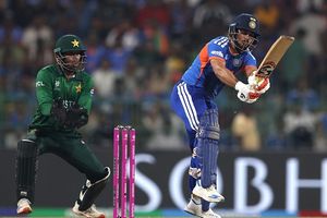 टी20 वर्ल्ड कप में इशान किशन का कमाल, शुभमन गिल का रिकॉर्ड तोड़ा, ऐसा करने वाले बने पहले बैटर SportsTak Hindi