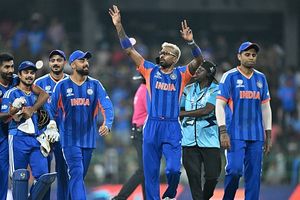 भारत- पाकिस्तान मुकाबले ने तोड़े व्यूअरशिप के सारे रिकॉर्ड, इतने करोड़ लोगों ने देखा मैच SportsTak Hindi