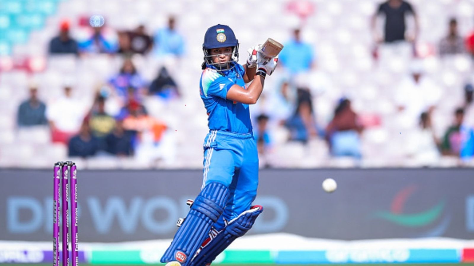 IND vs AUS: टीम इंडिया में हुई इस धाकड़ बल्लेबाज की वापसी, चोट की वजह से होना पड़ा था बाहर प्रतिका रावल ने दिसंबर 2024 में भारत के लिए डेब्यू किया था. (Photo: Getty)