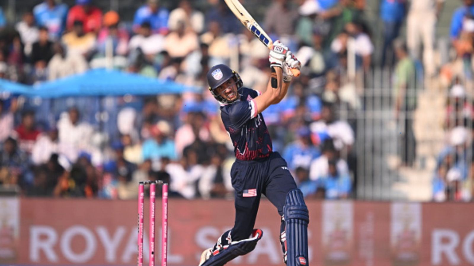 कंप्यूटर साइंस की पढ़ाई के साथ खेल रहा क्रिकेट, अनिल कुम्बले स्पिन स्टार्स इवेंट जीता, यह भारतीय अमेरिका में बना पावर हिटर संजय कृष्णमूर्ति अमेरिका के बल्लेबाज हैं. (Photo: Getty)