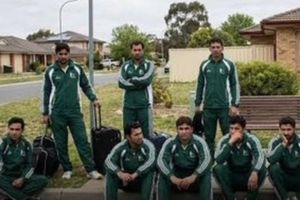 पाकिस्तानी खिलाड़ियों को ऑस्ट्रेलिया में धोने पड़े बर्तन, ठहरने के लिए दर-दर भटके, कप्तान ने घर लौटकर निकाला गुस्सा SportsTak Hindi