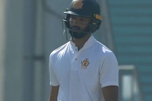 रणजी सेमीफाइनल में इंजर्ड हुआ RCB का धाकड़ बल्लेबाज, IPL खेलने पर मंडराया संकट SportsTak Hindi