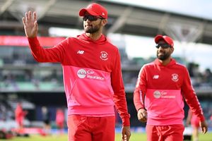 पाकिस्तानी खिलाड़ियों को तगड़ा झटका, द हंड्रेड के ऑक्शन में नहीं खरीदेगी IPL से जुड़ी टीमें! SportsTak Hindi