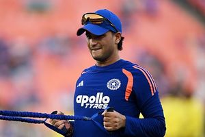 IND vs SA : 0,0,0, शून्य पर सवार अभिषेक शर्मा क्या अगले मैच से रहेंगे बाहर? गेंदबाजी कोच ने दी बड़ी अपडेट SportsTak Hindi